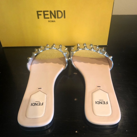 FENDI NWT FLAT SANDAL SPIKES SILVER Size:7.5 Box/ Dustbag included - Picture 5 of 9